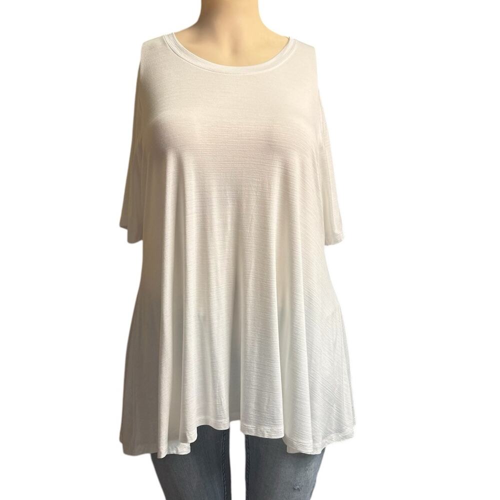 Lane Bryant Basic Top Size 26/28 in White